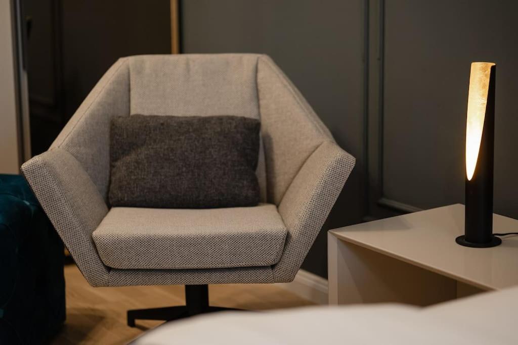 Aurora Deluxe Apartment with AC and Secured Private Parking view 3