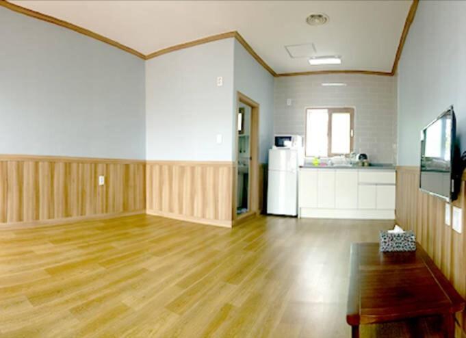 Nonsan Wild Flower Pension