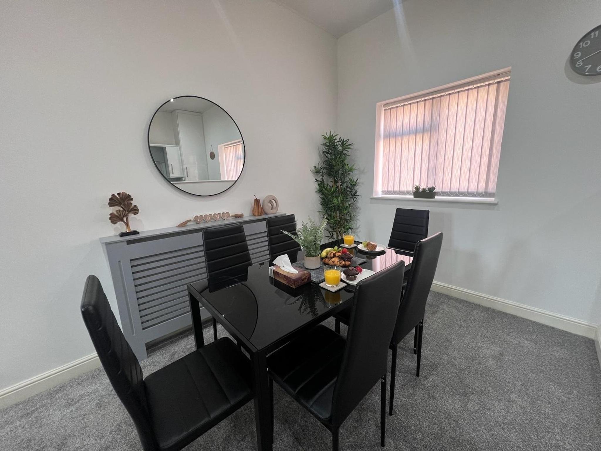 Leicester Vacations - Syster Properties - Glenfield Bungalow - Property Image 4