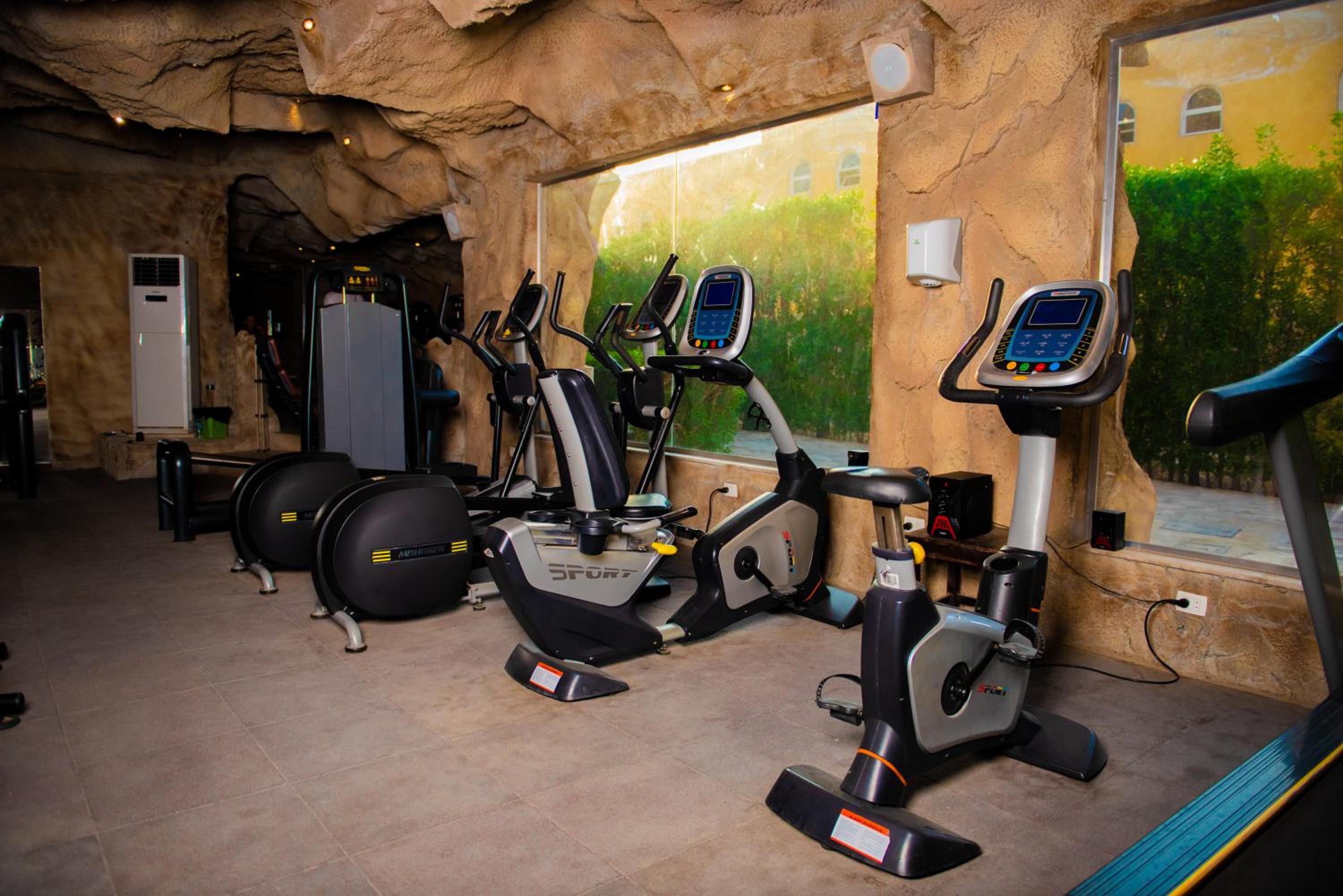 activities & amenities