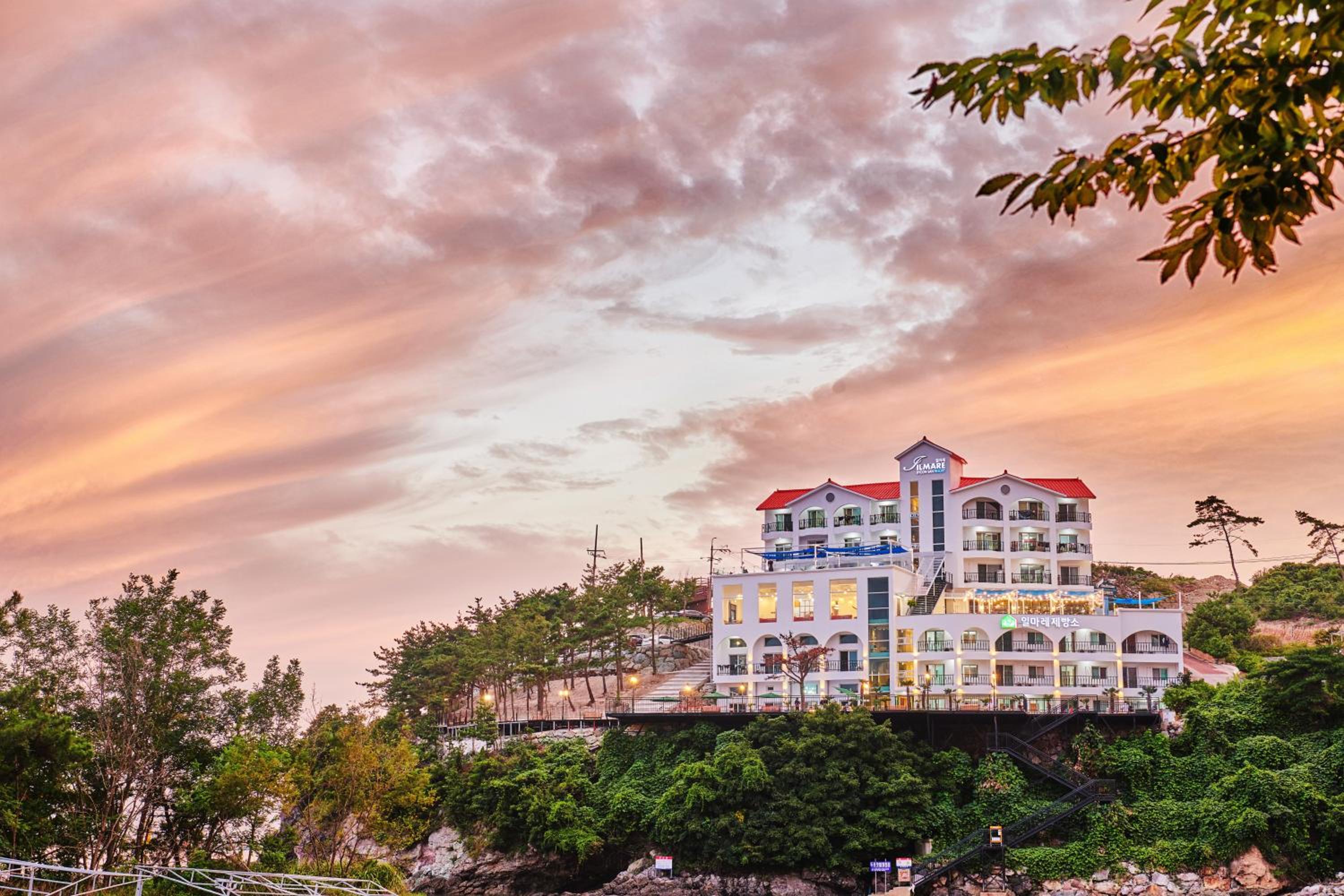 Ilmare Byeonsan Resort view 2