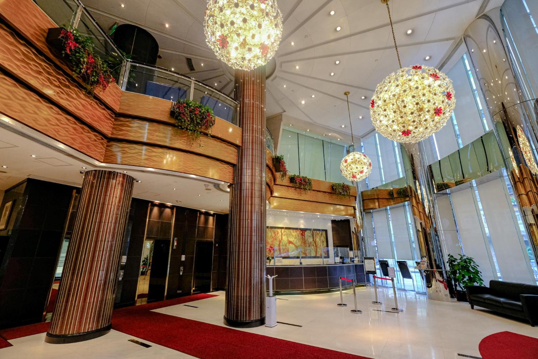 South Pacific Hotel