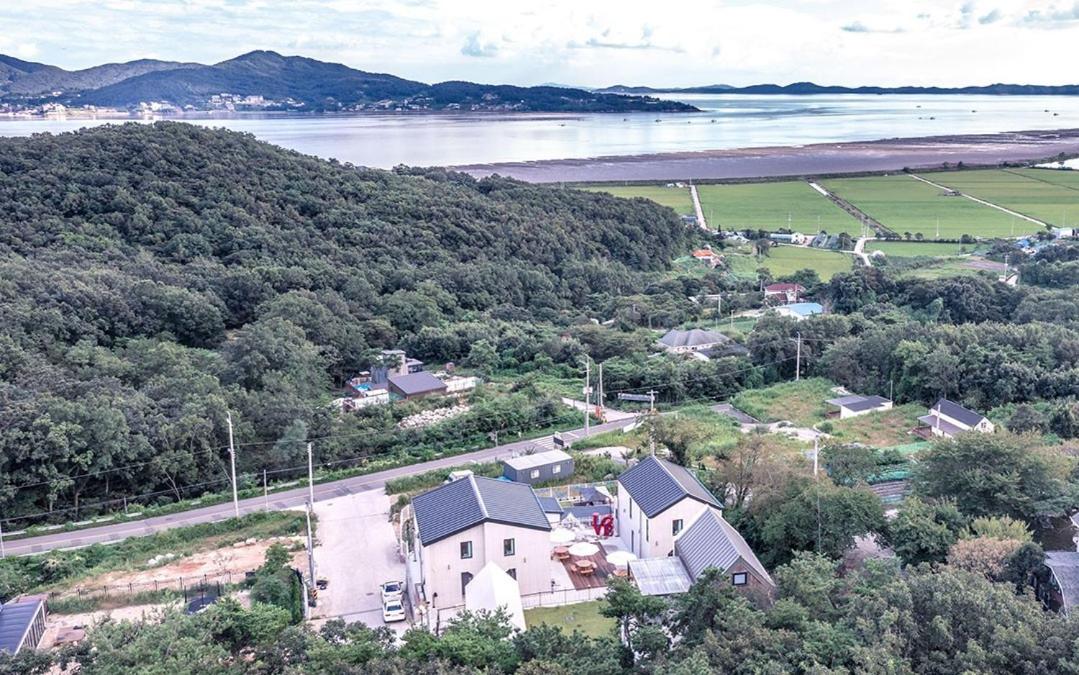 Ganghwa Maris Spa Pension view 5