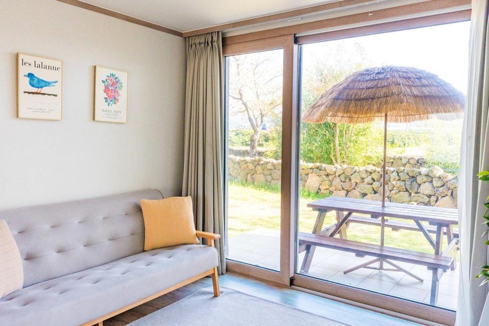 Jeju Aewolae Hyuyang Pension view 5