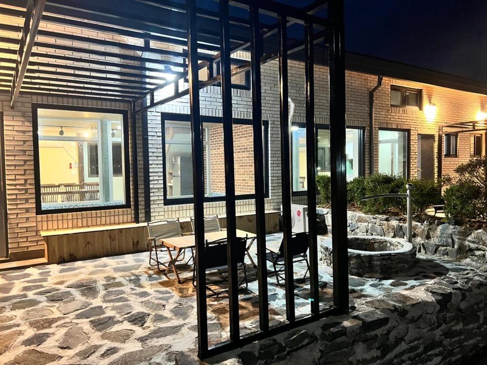 Nonsan Oyeo Poolvilla