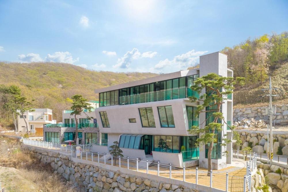 Ganghwa Cornerstone Pool Villa and Spa Pension view 4