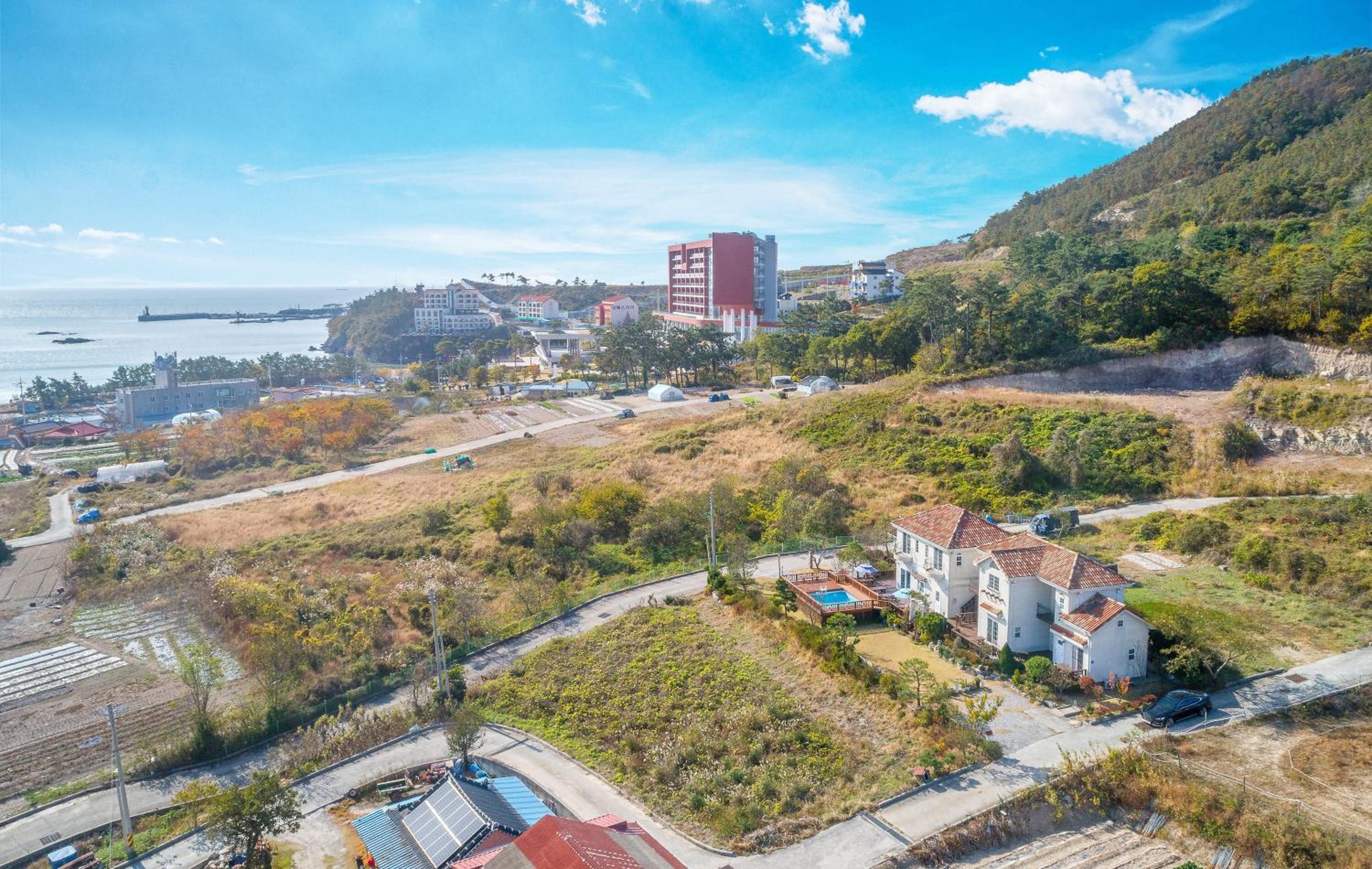 Buan Flaura Pension view 3