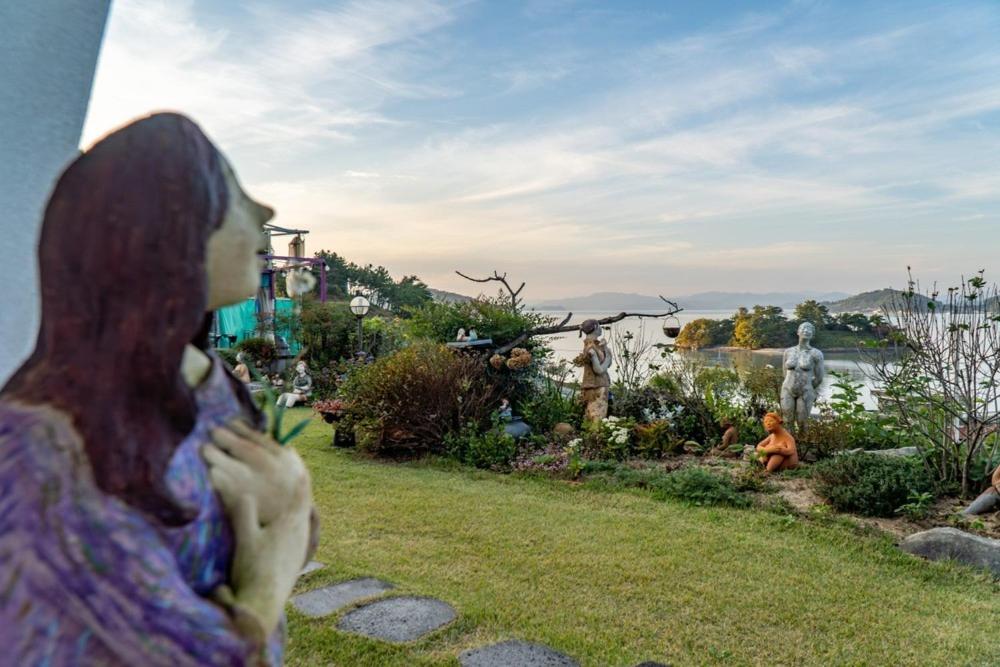Photo 47