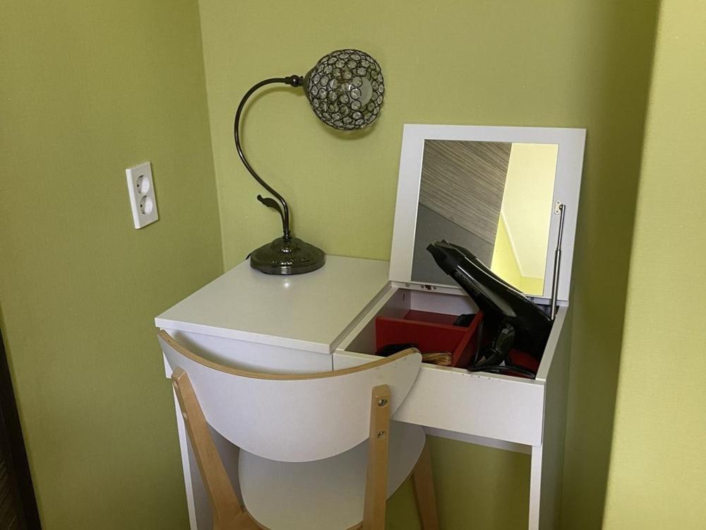 Photo 9