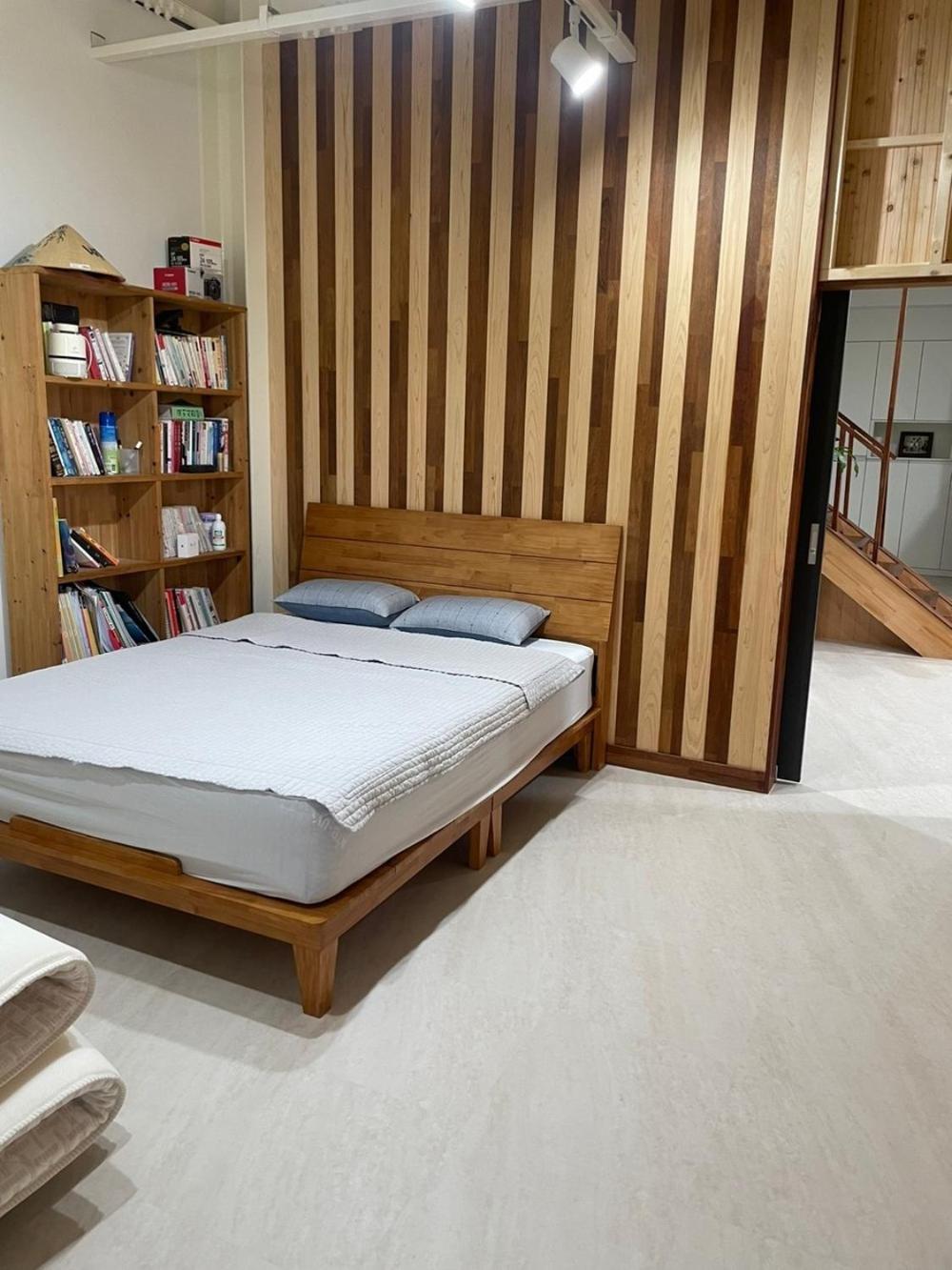Jecheon Neulsolgil Pension view 2