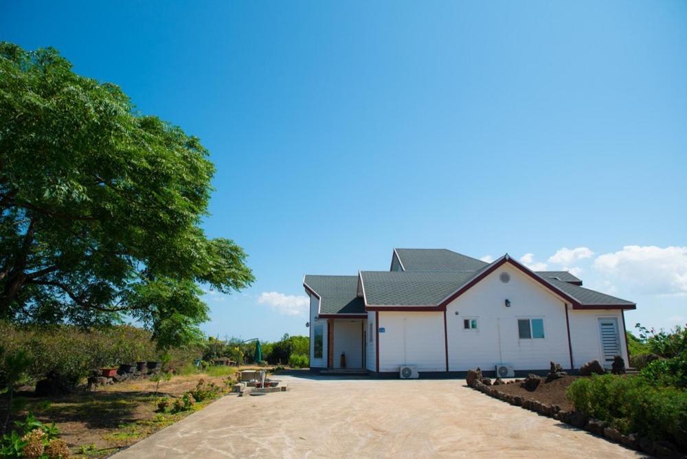 Jeju Woongine Pension