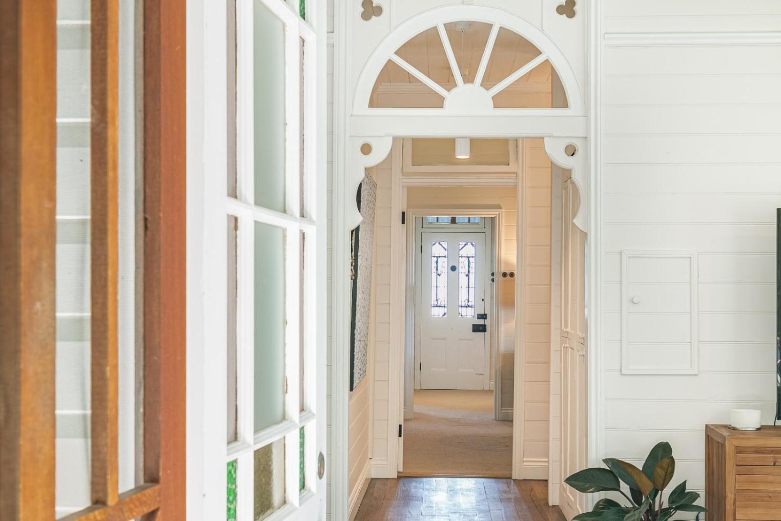 Glenelg Upstairs Residence