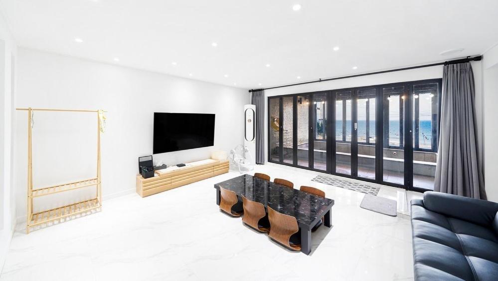 Pohang Mer & View Pool Villa view 5