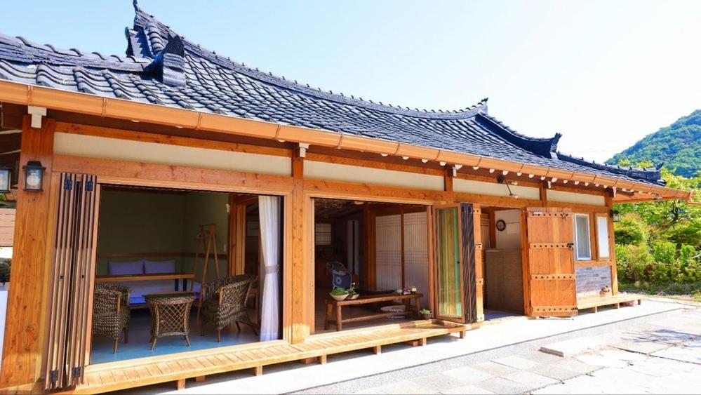 Suncheon Sumiyeonga Hanok Private House