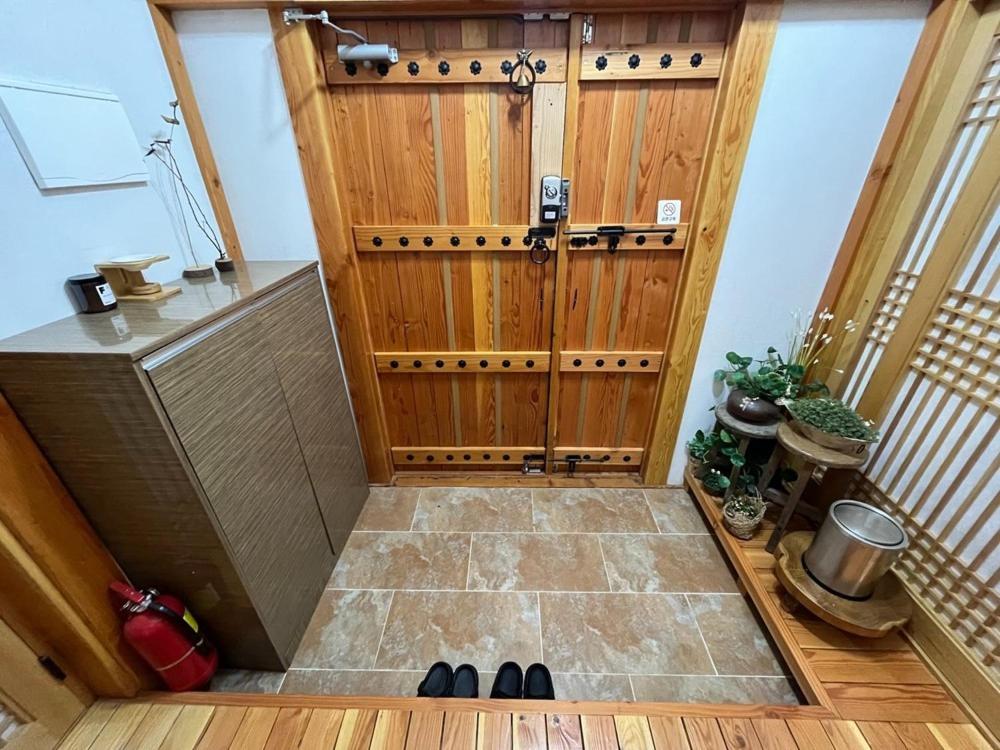 Suncheon Sumiyeonga Hanok Private House