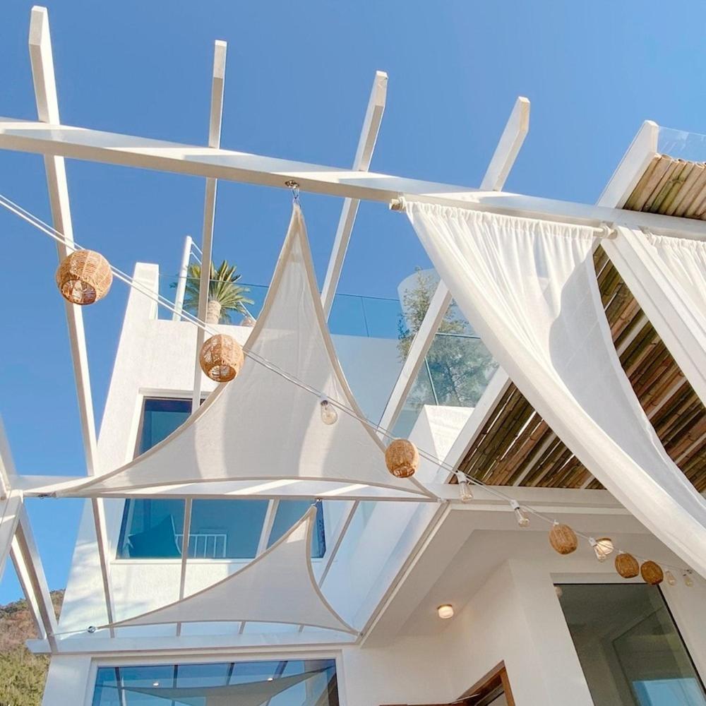 On the Sunset Mansion, photo 2