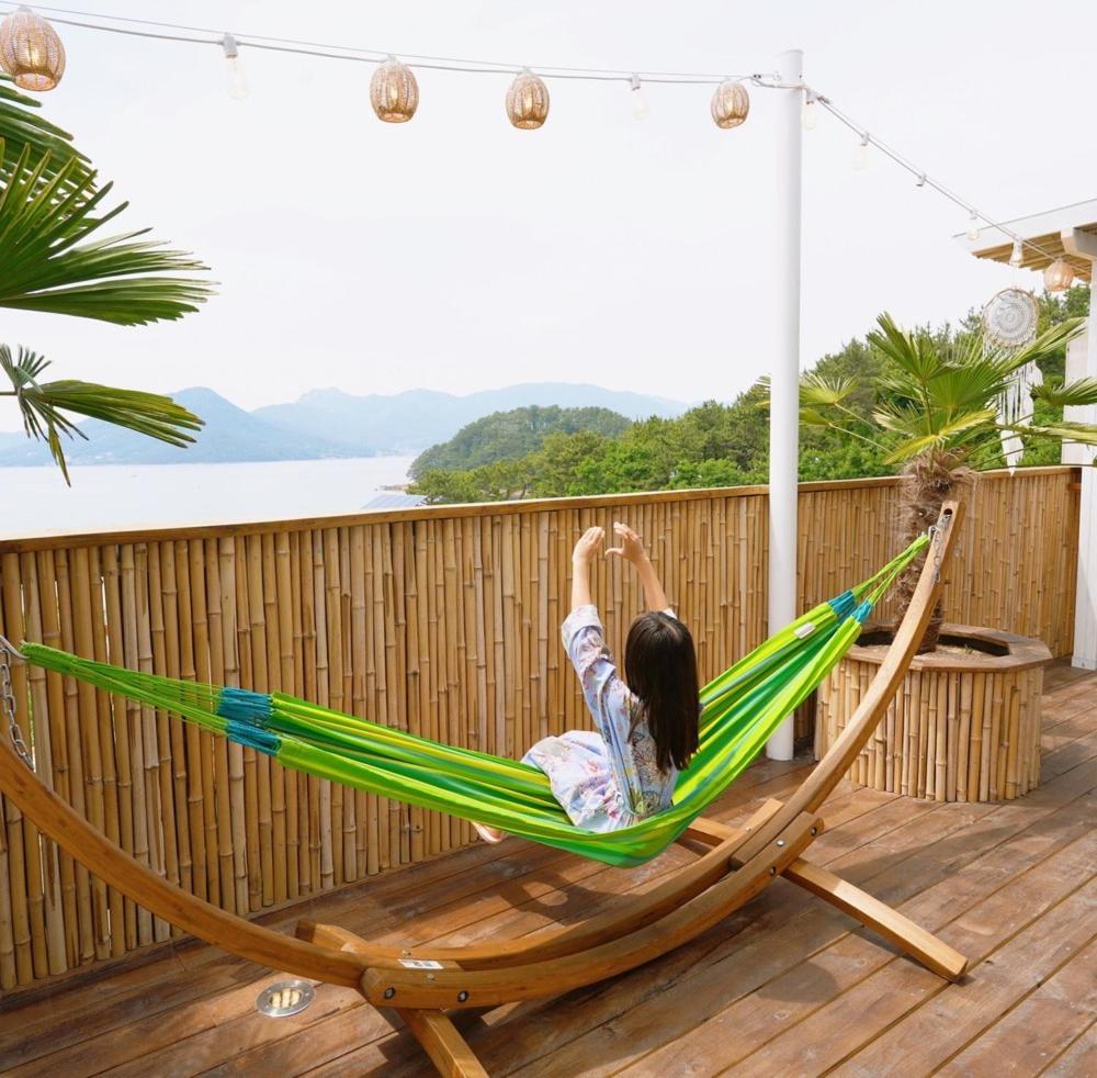 On the Sunset Mansion, photo 27