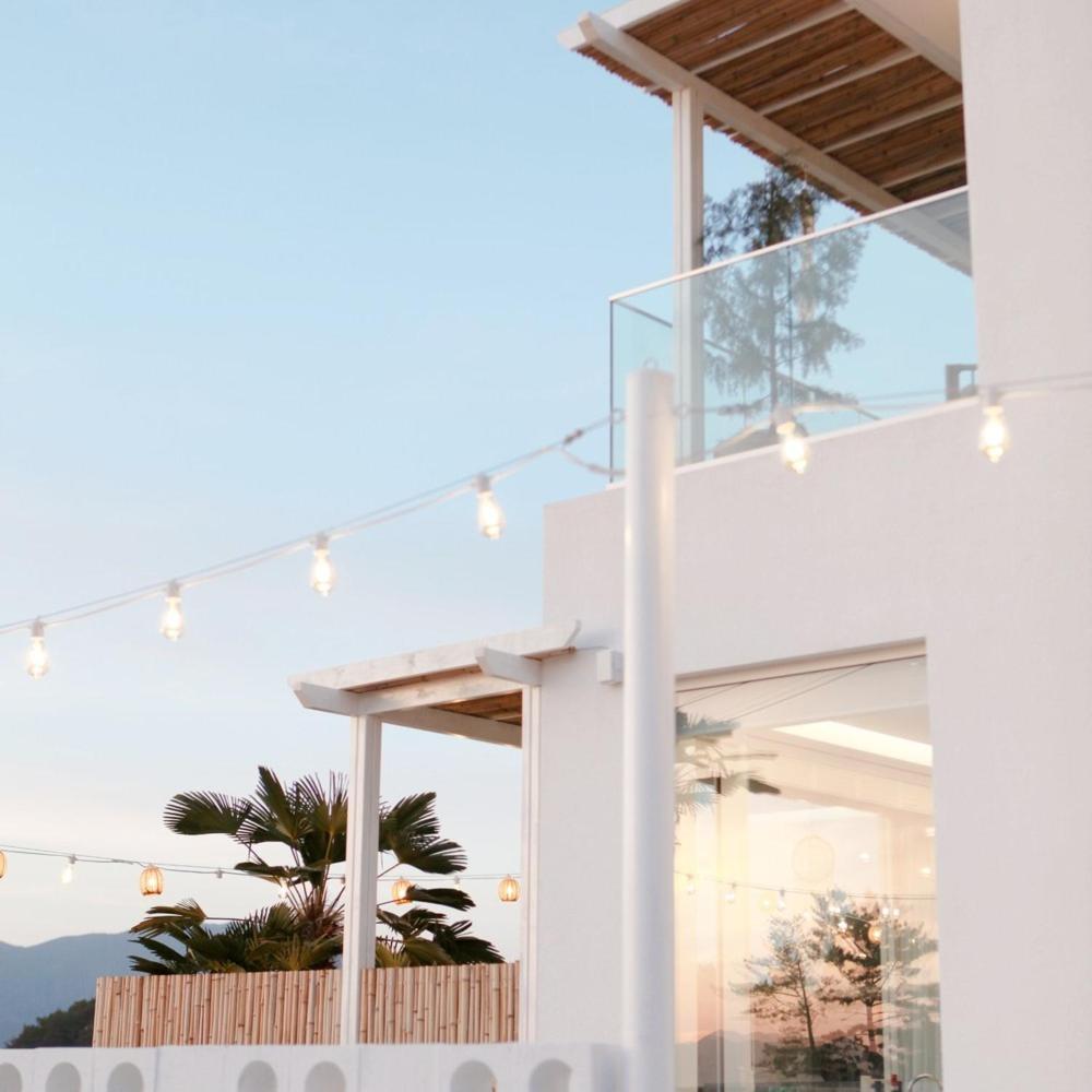 On the Sunset Mansion, photo 8