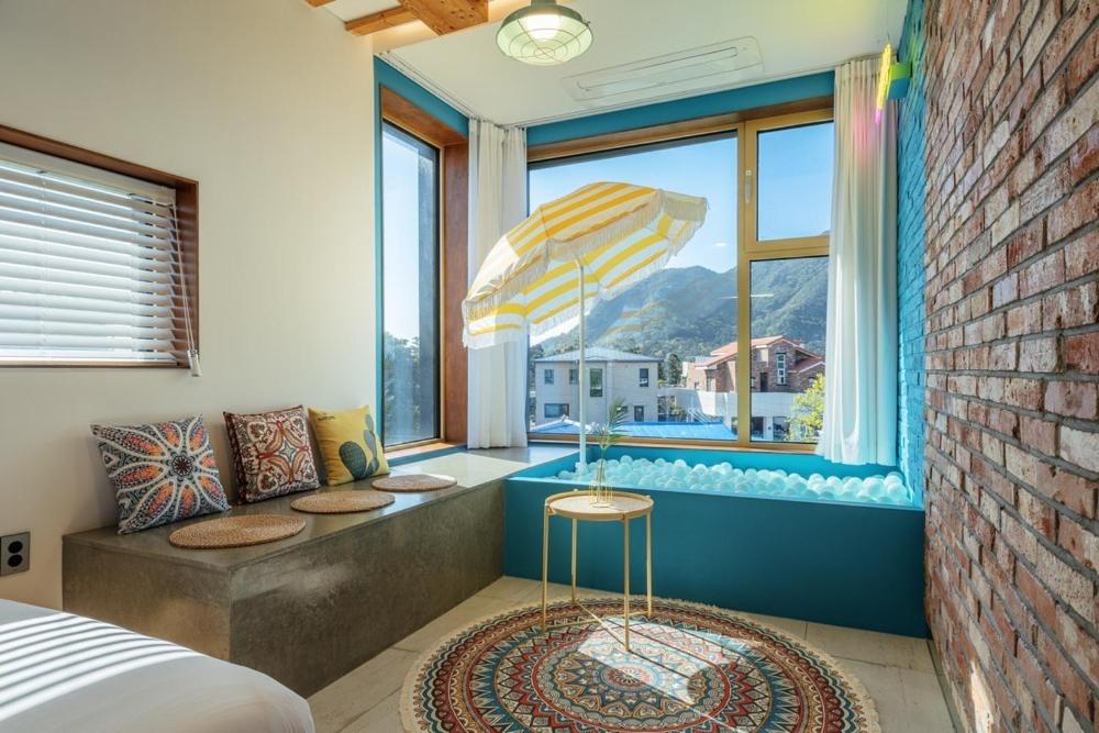 hotel room