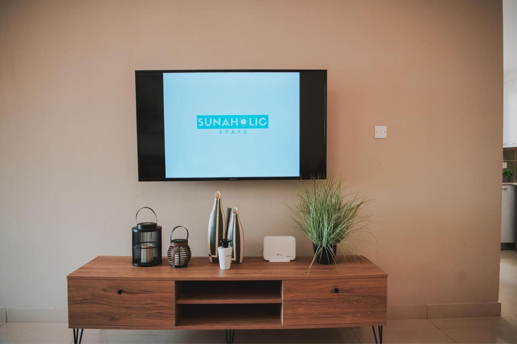 Mercury Apartment