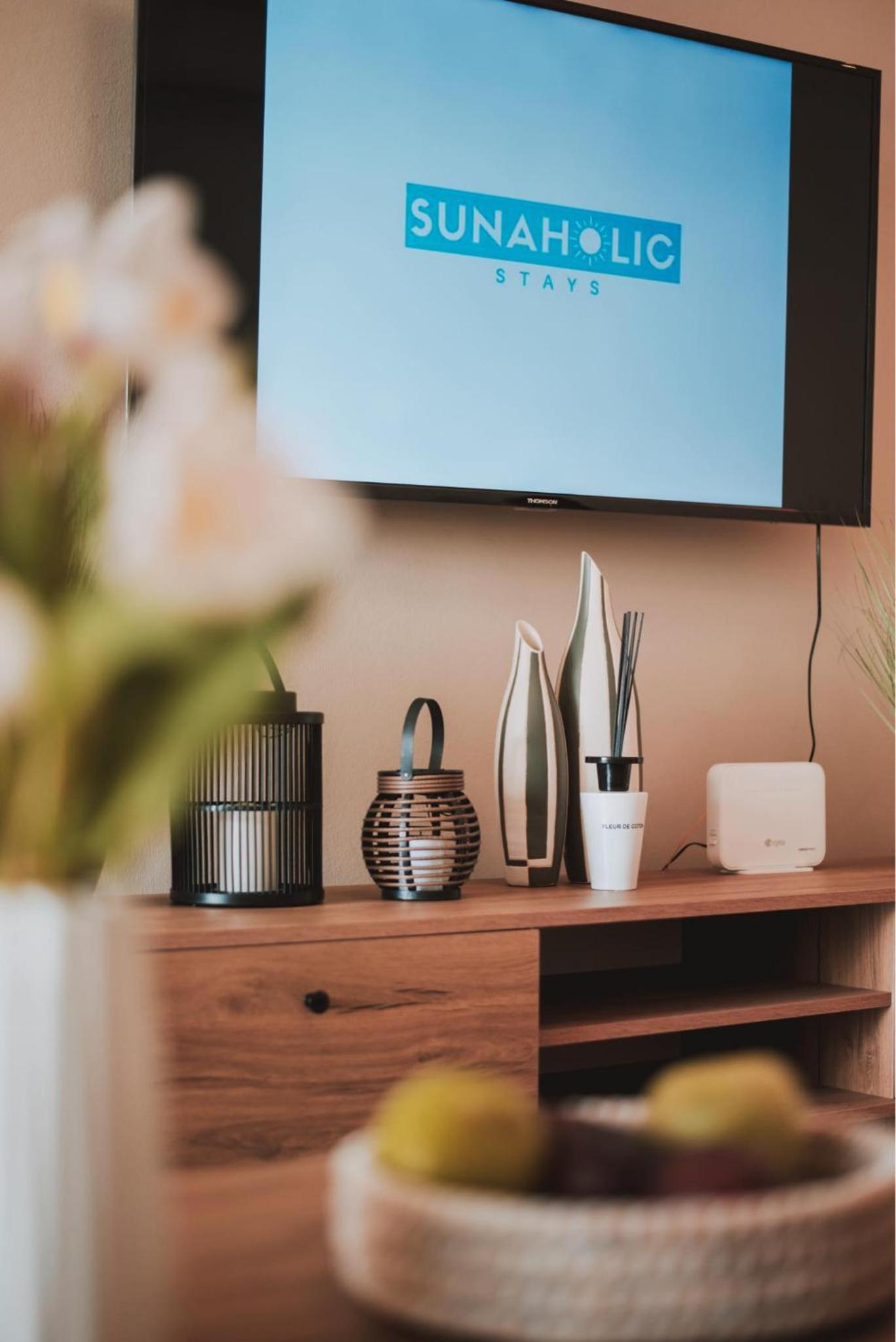 Mercury Apartment
