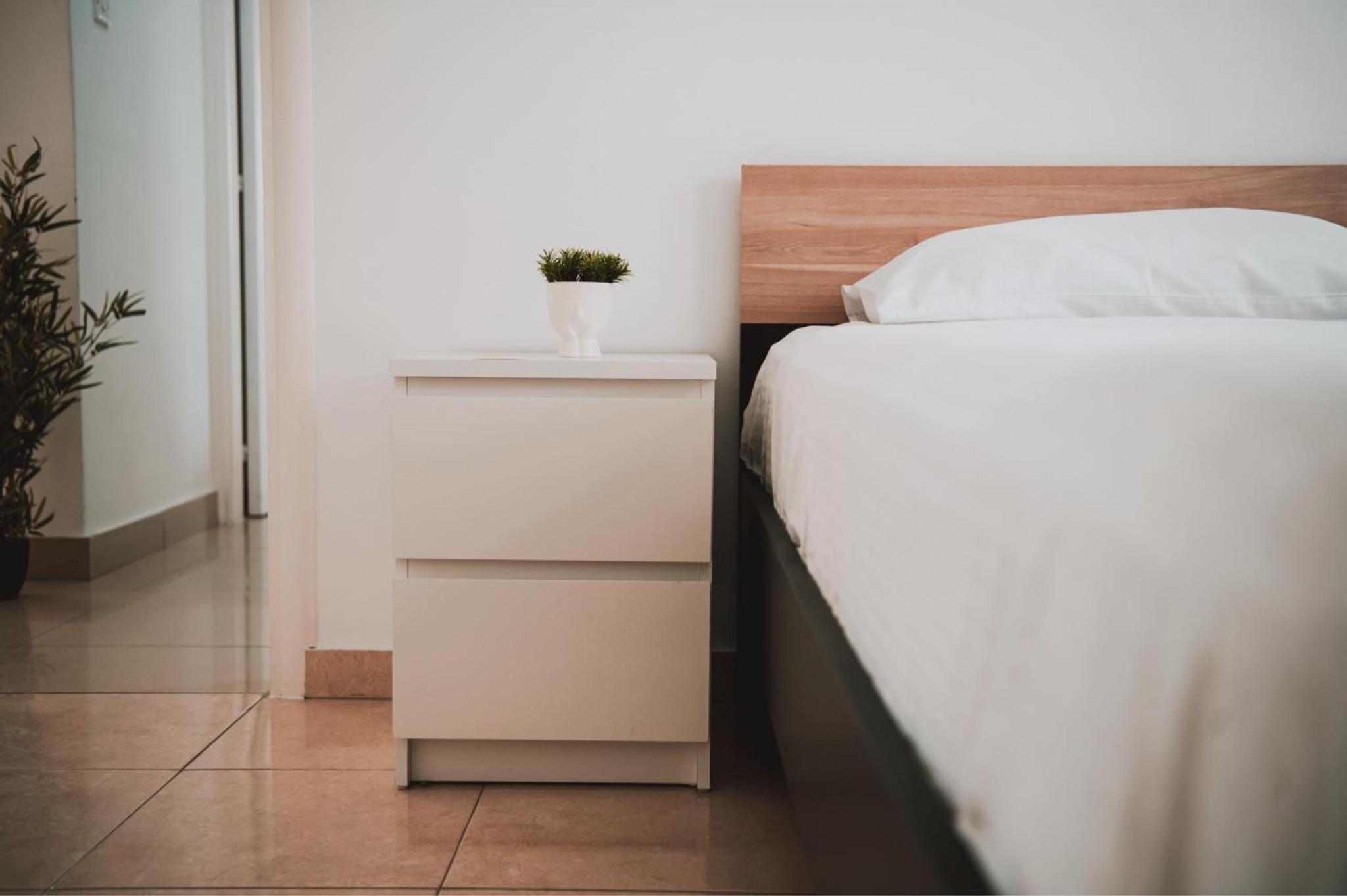 Mercury Apartment