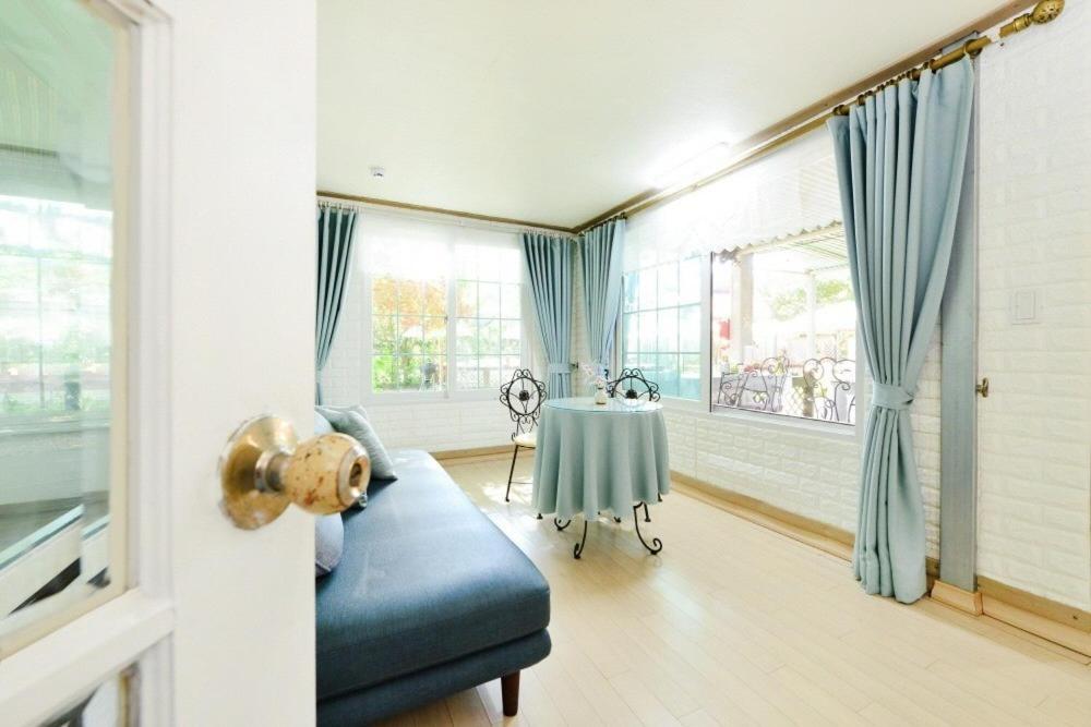 Gapyeong Kkonmuji Pension