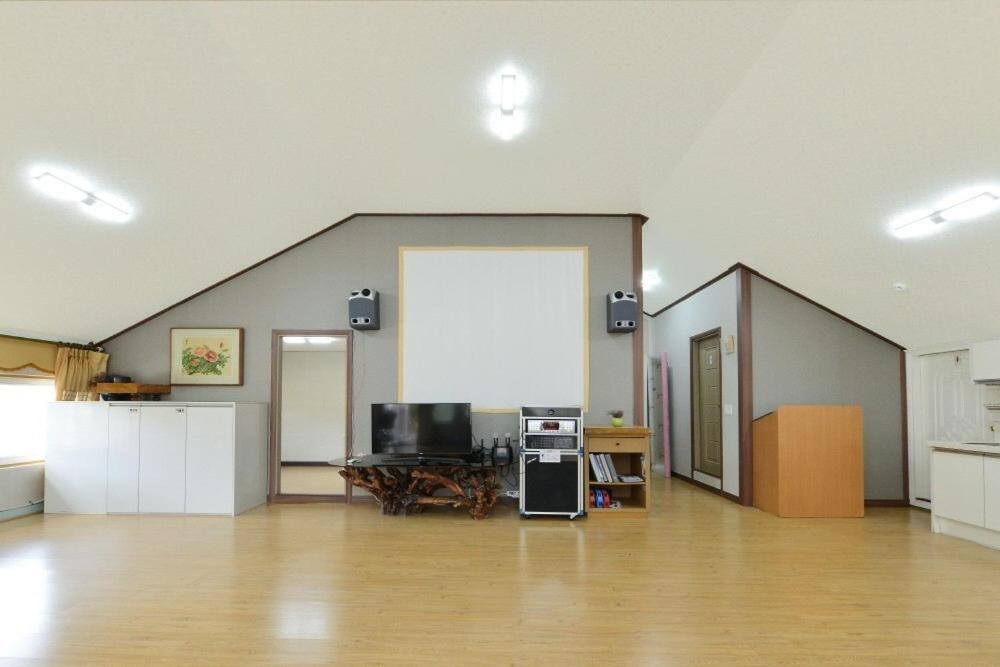 Gapyeong Kkonmuji Pension