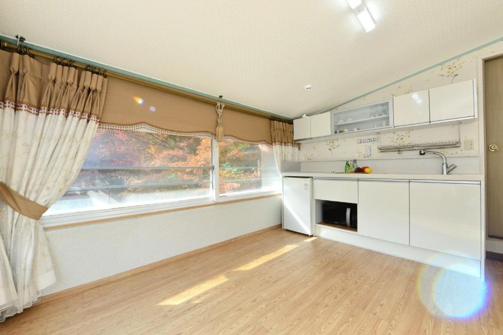 Gapyeong Kkonmuji Pension