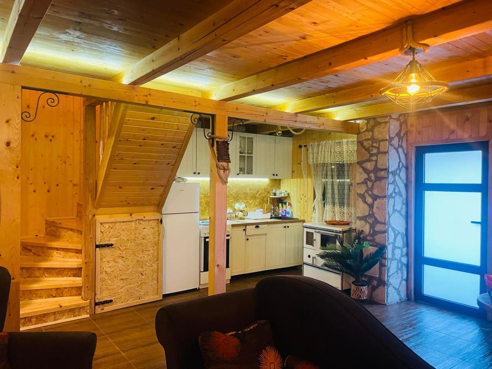 Durmitor's sun cottages