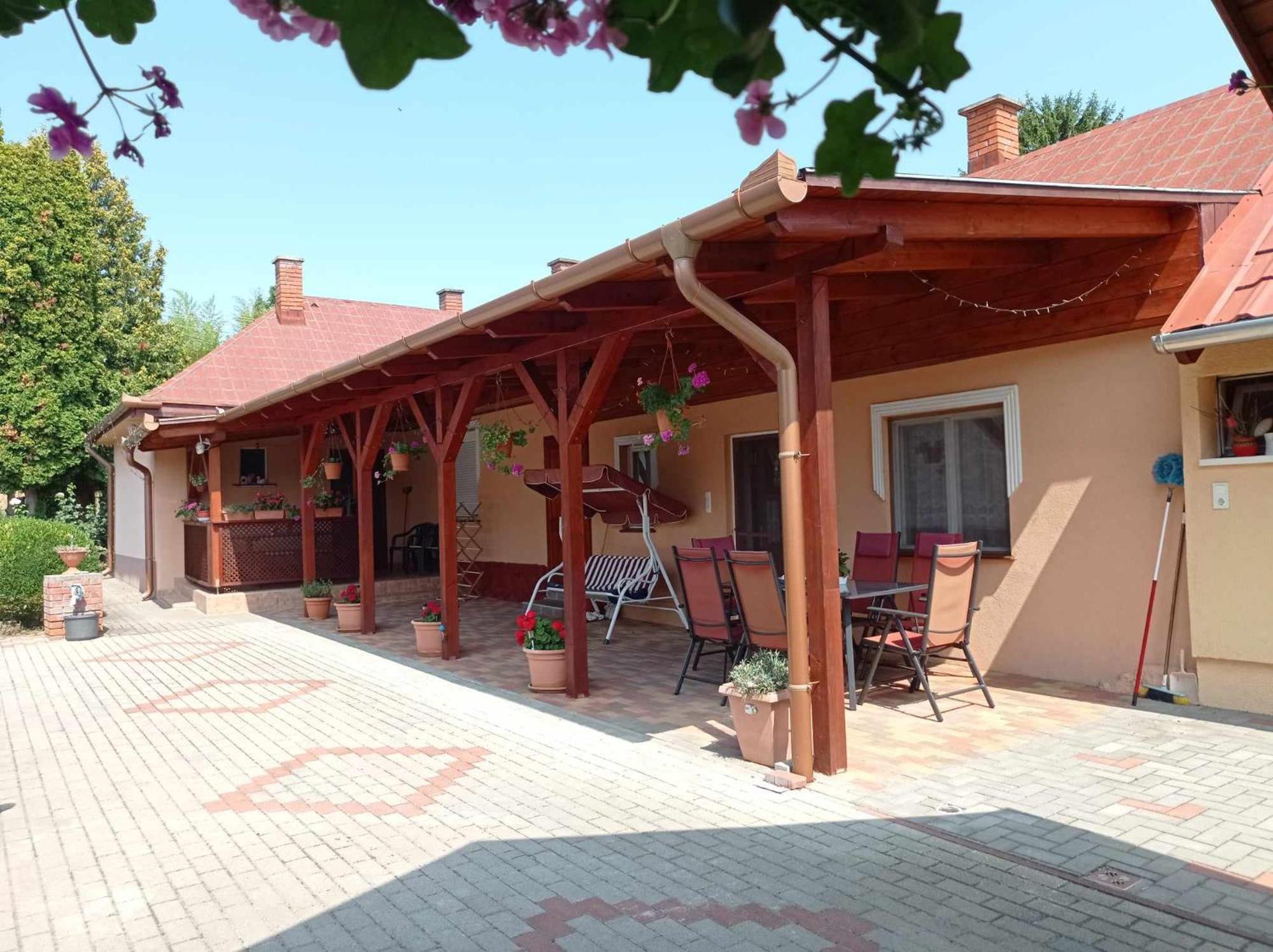Örökzöld apartman