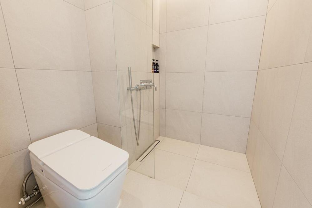 Pohang Case Poolvilla