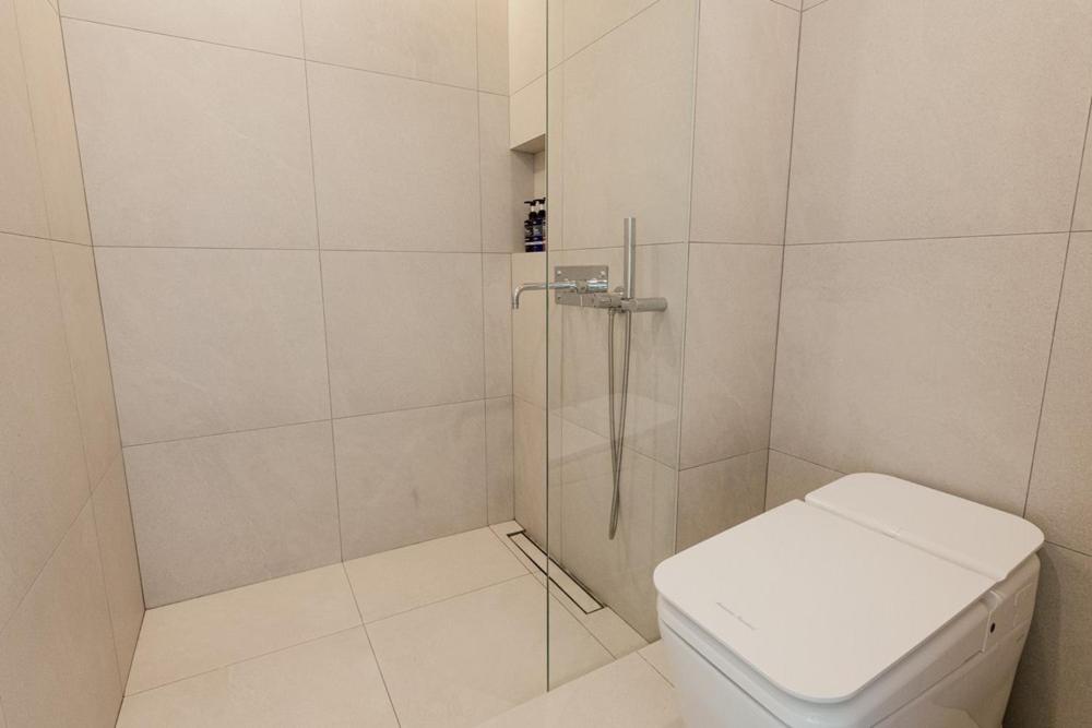 Pohang Case Poolvilla