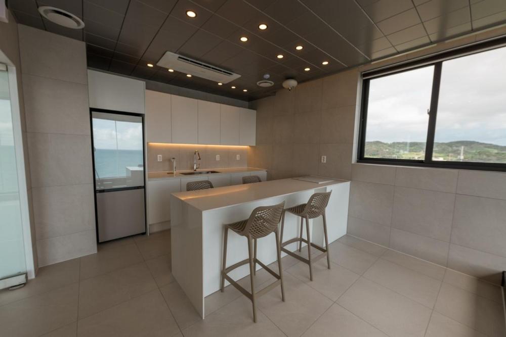 Pohang Case Poolvilla