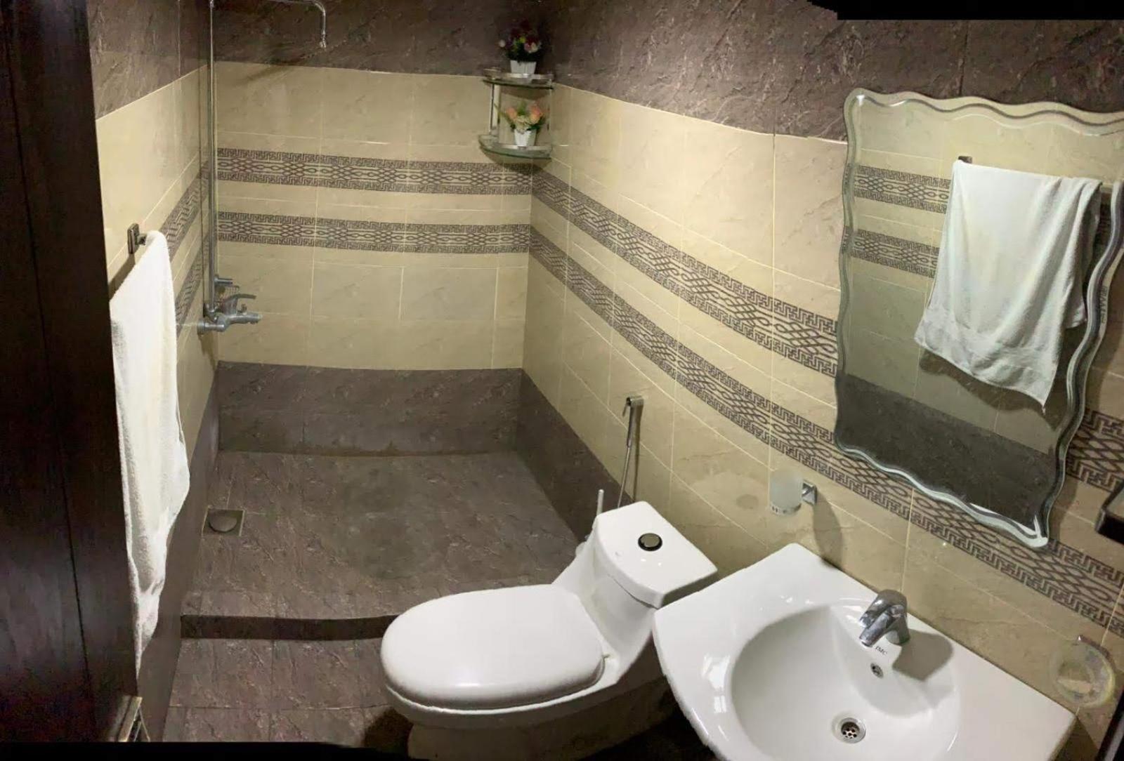 Chiq Suites