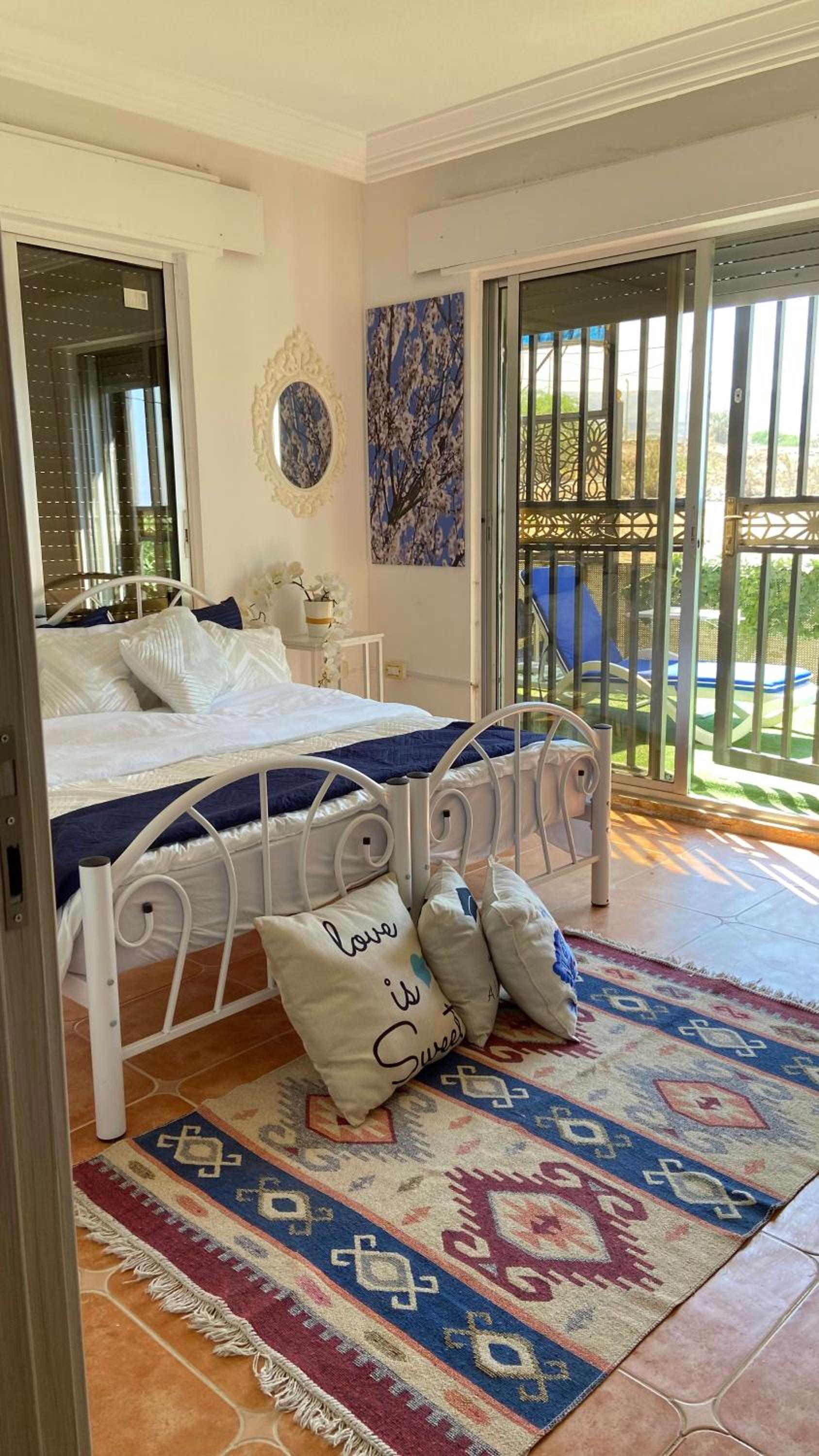 SeaStar Sea View apartment 10 minutes away from beach view 4