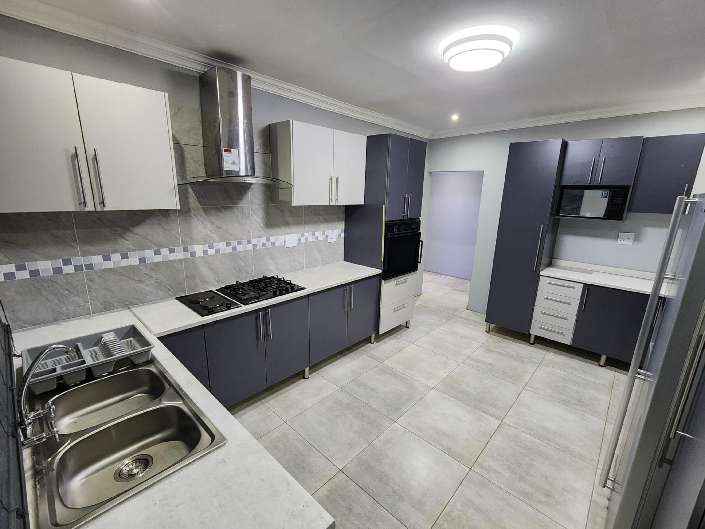 Home away from Home in La Mercy - near Durban 's King Shaka Airport view 3