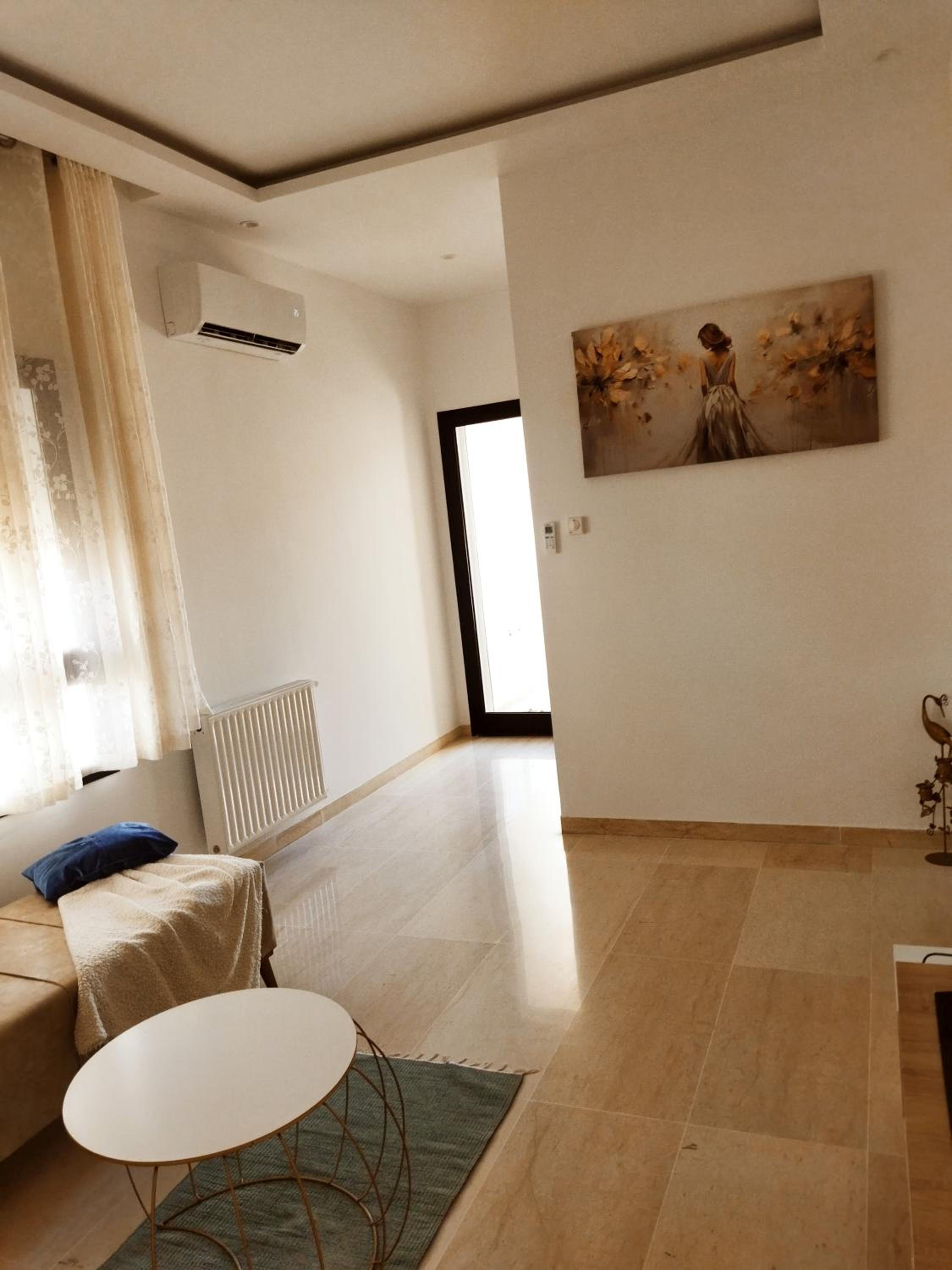 Chiraz Magesty loft view 3