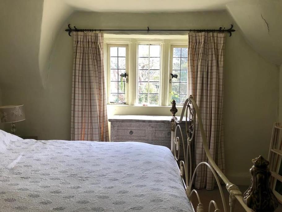 Seventeenth century luxury pad near Glastonbury