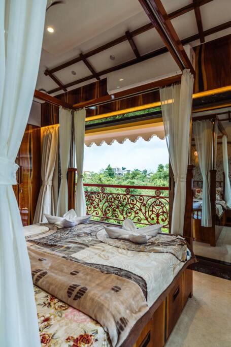 Zline Villa - Luxurious Pure Veg 8BHK with Party Hall in Lonavala view 2