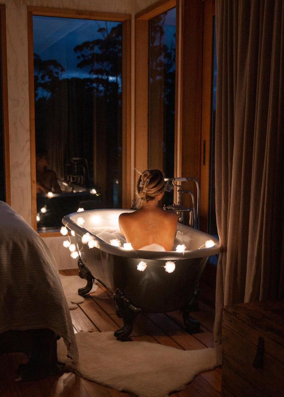The Hide private Waterfront on Beautiful Bruny