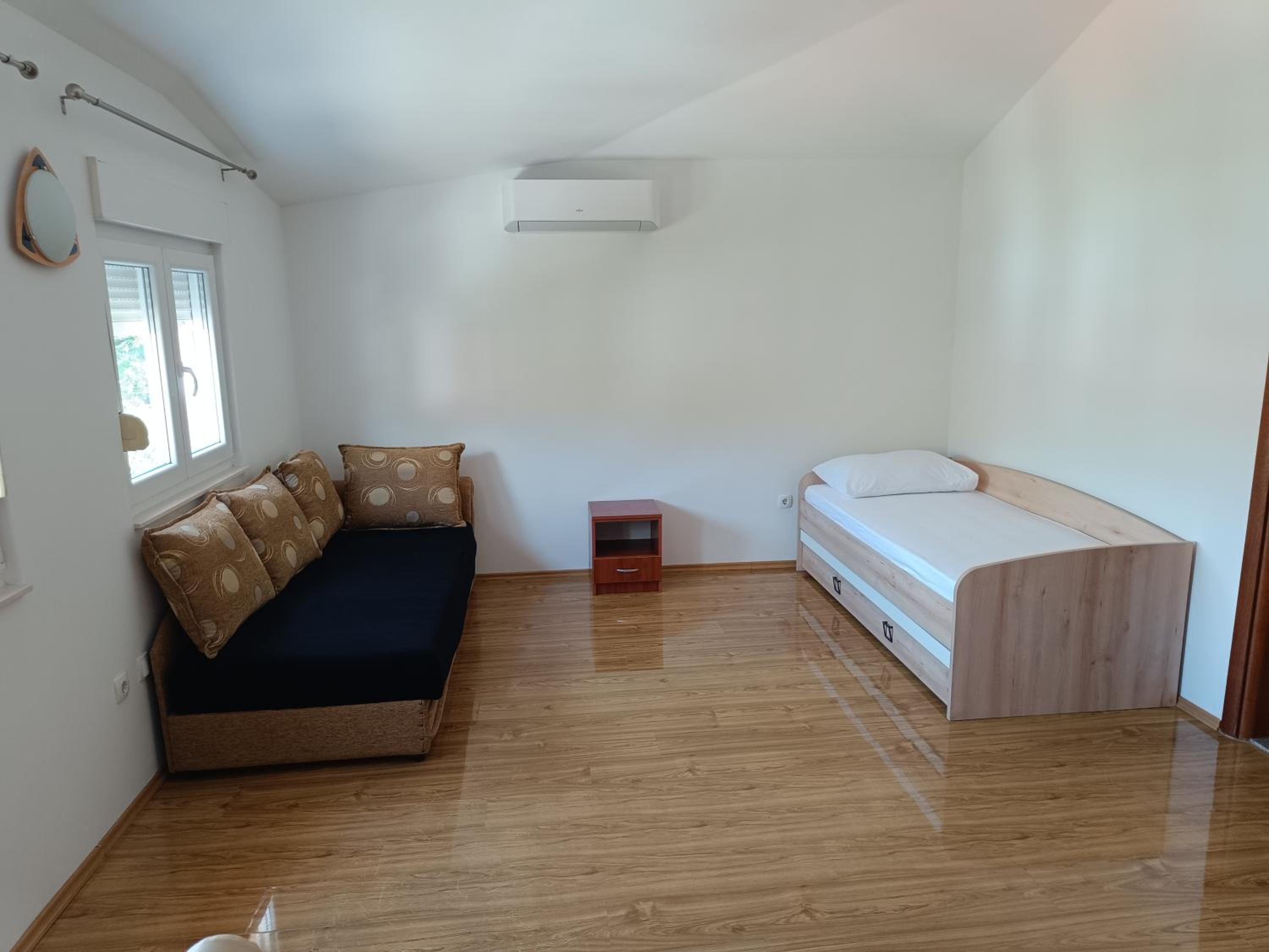Studio Apartman Totus Tuus