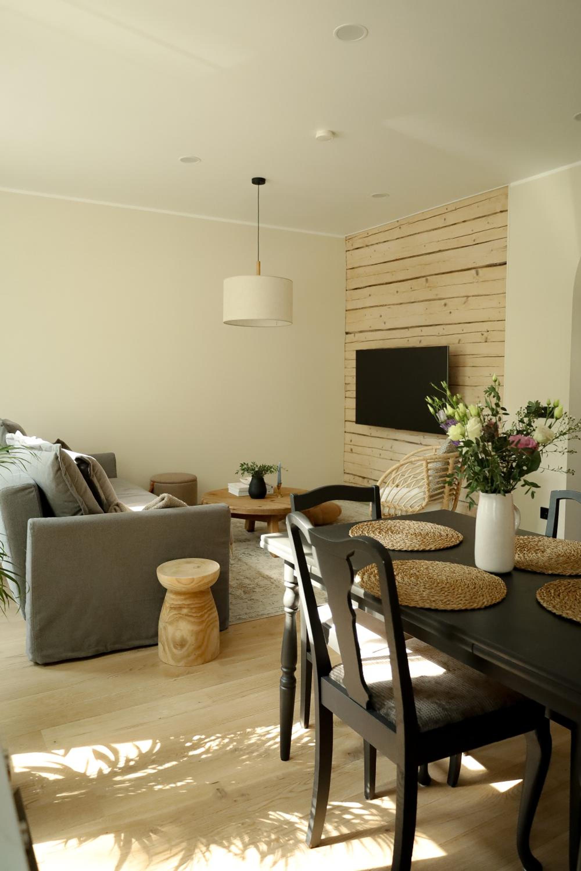 Vaksali Apartment, kaks minutit Ugalast
