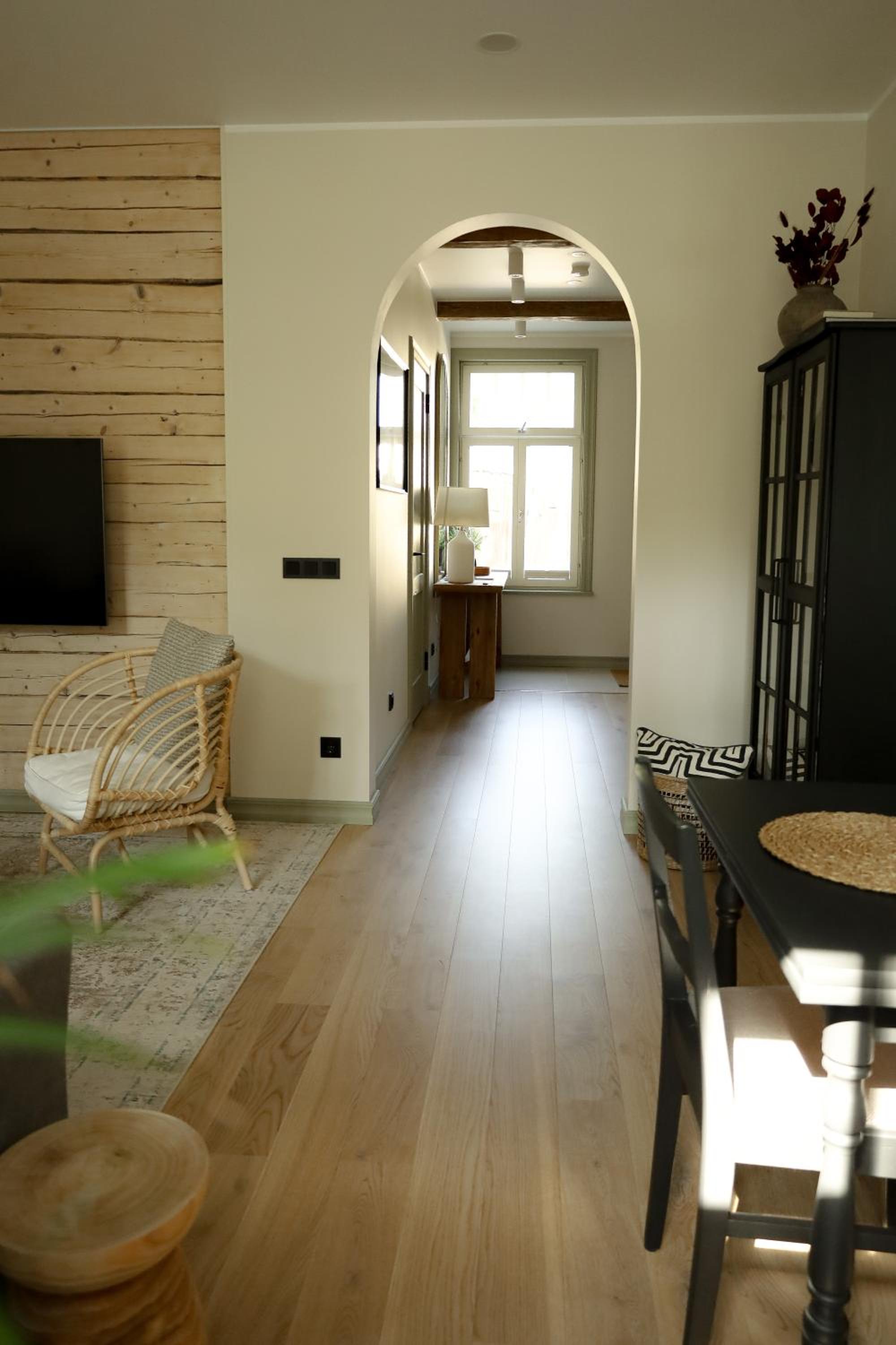 Vaksali Apartment, kaks minutit Ugalast