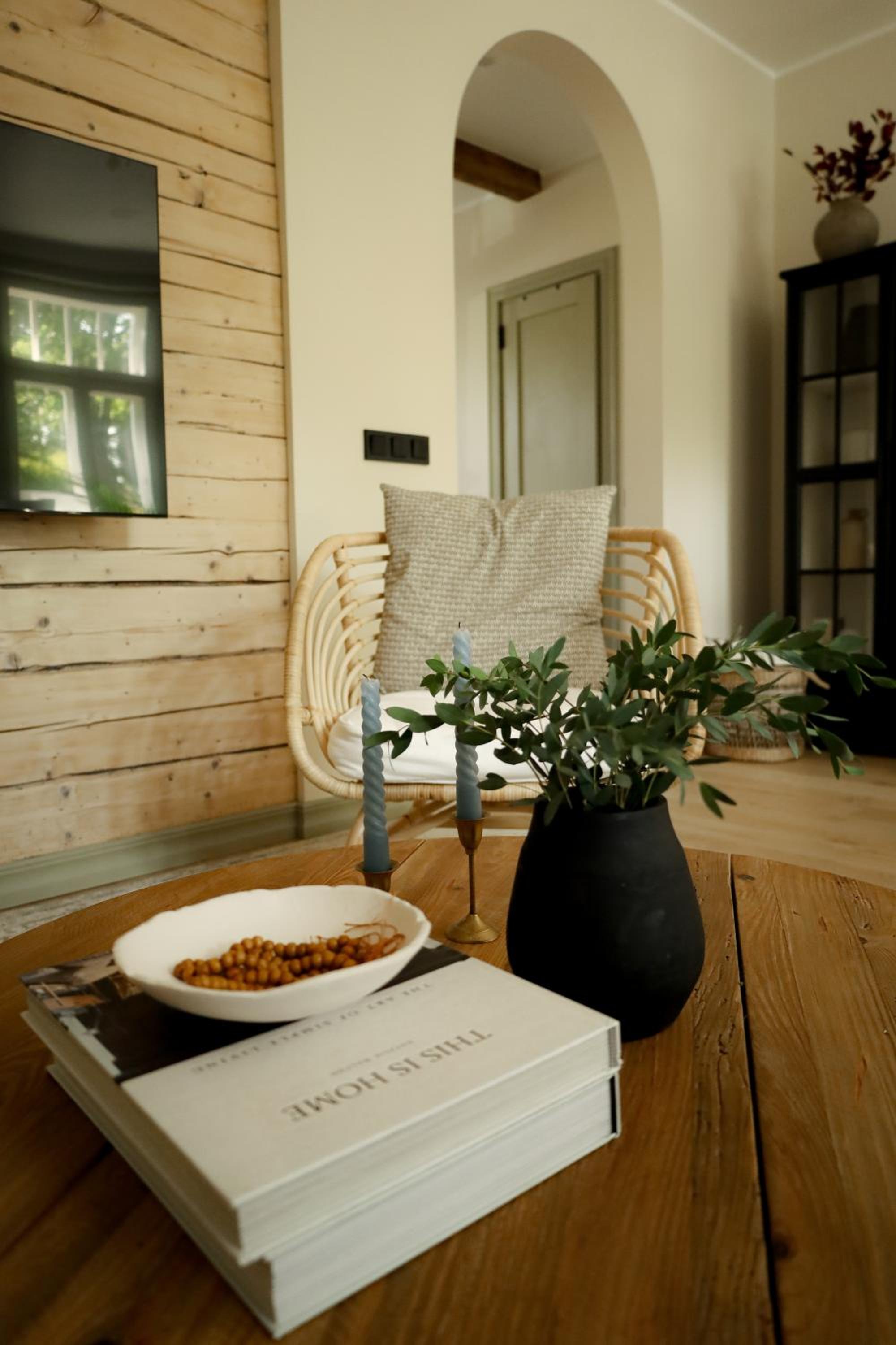 Vaksali Apartment, kaks minutit Ugalast
