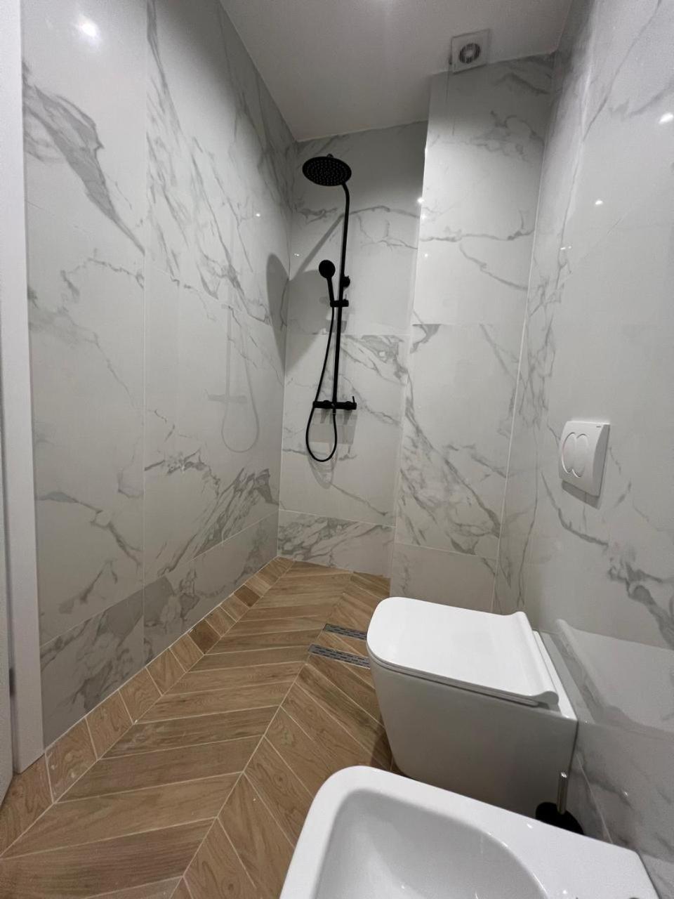 New apartment photo 2