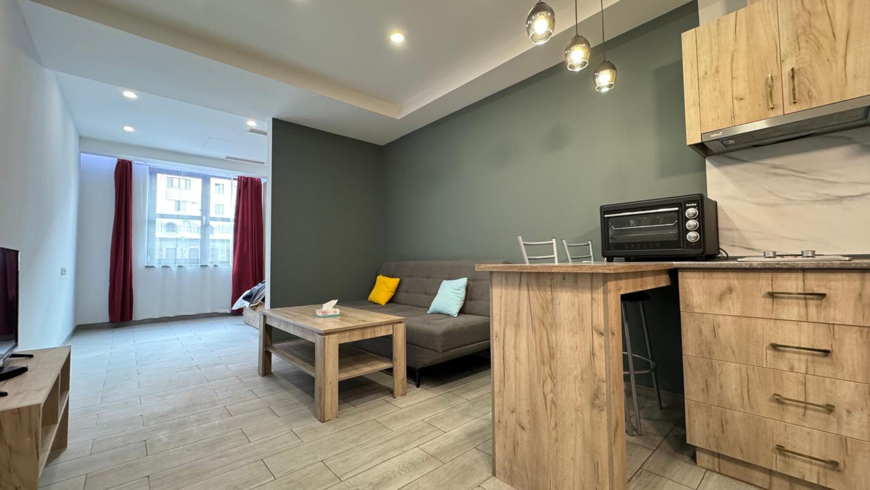 Apart-hotel on Koghbatsi 16