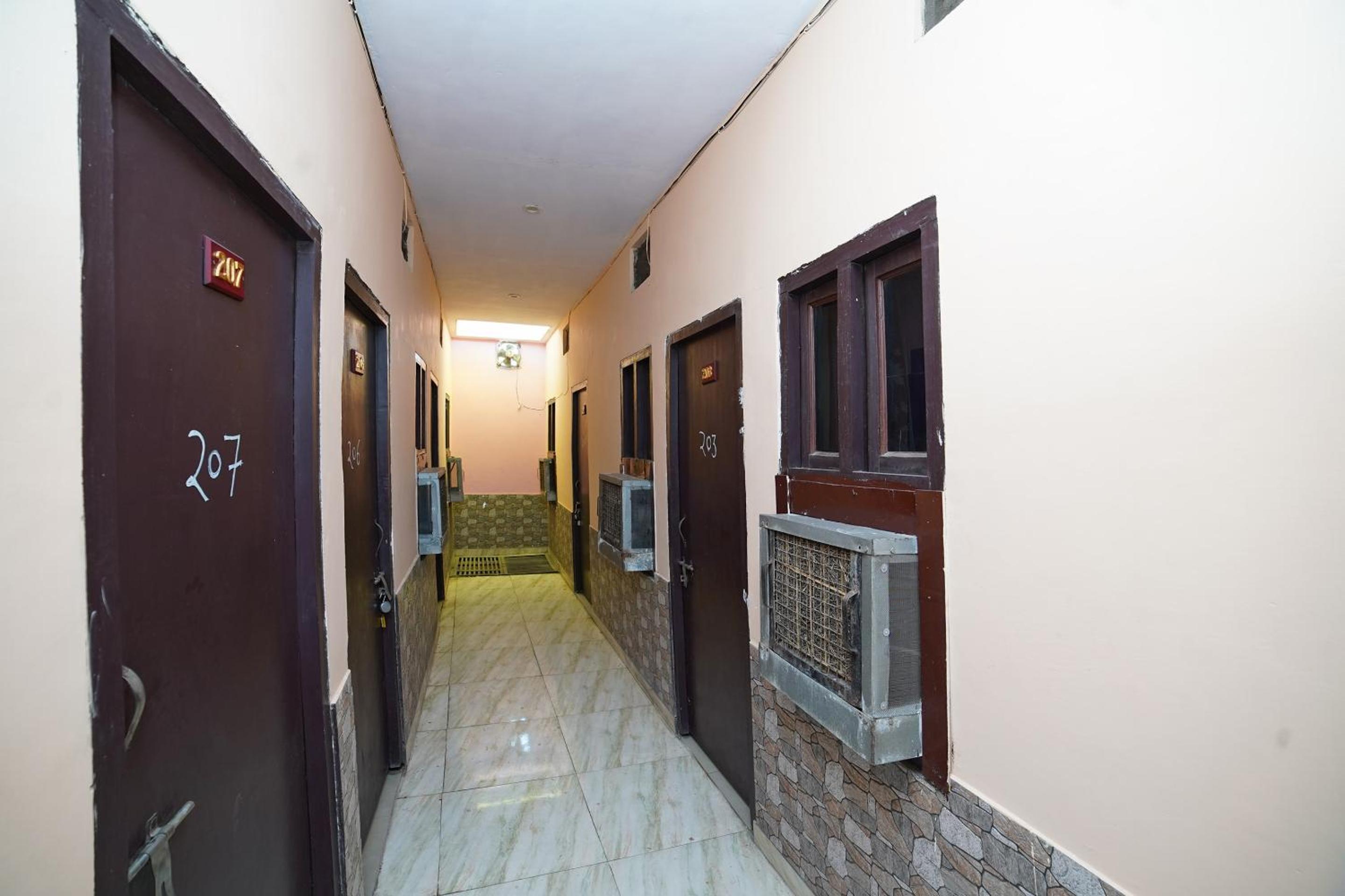 SPOT ON Aarav Guest House view 2