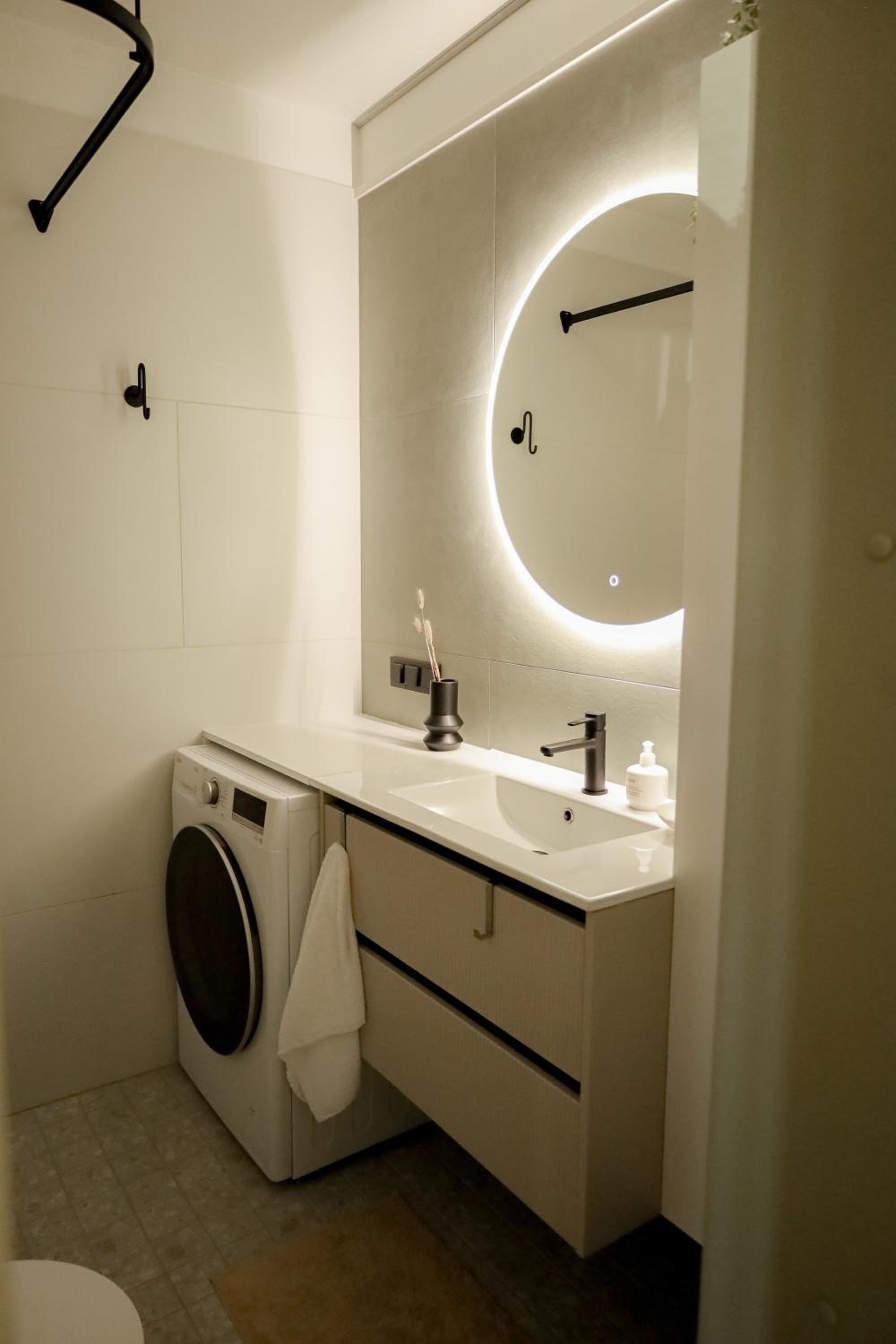 Vaksali Apartment, kaks minutit Ugalast