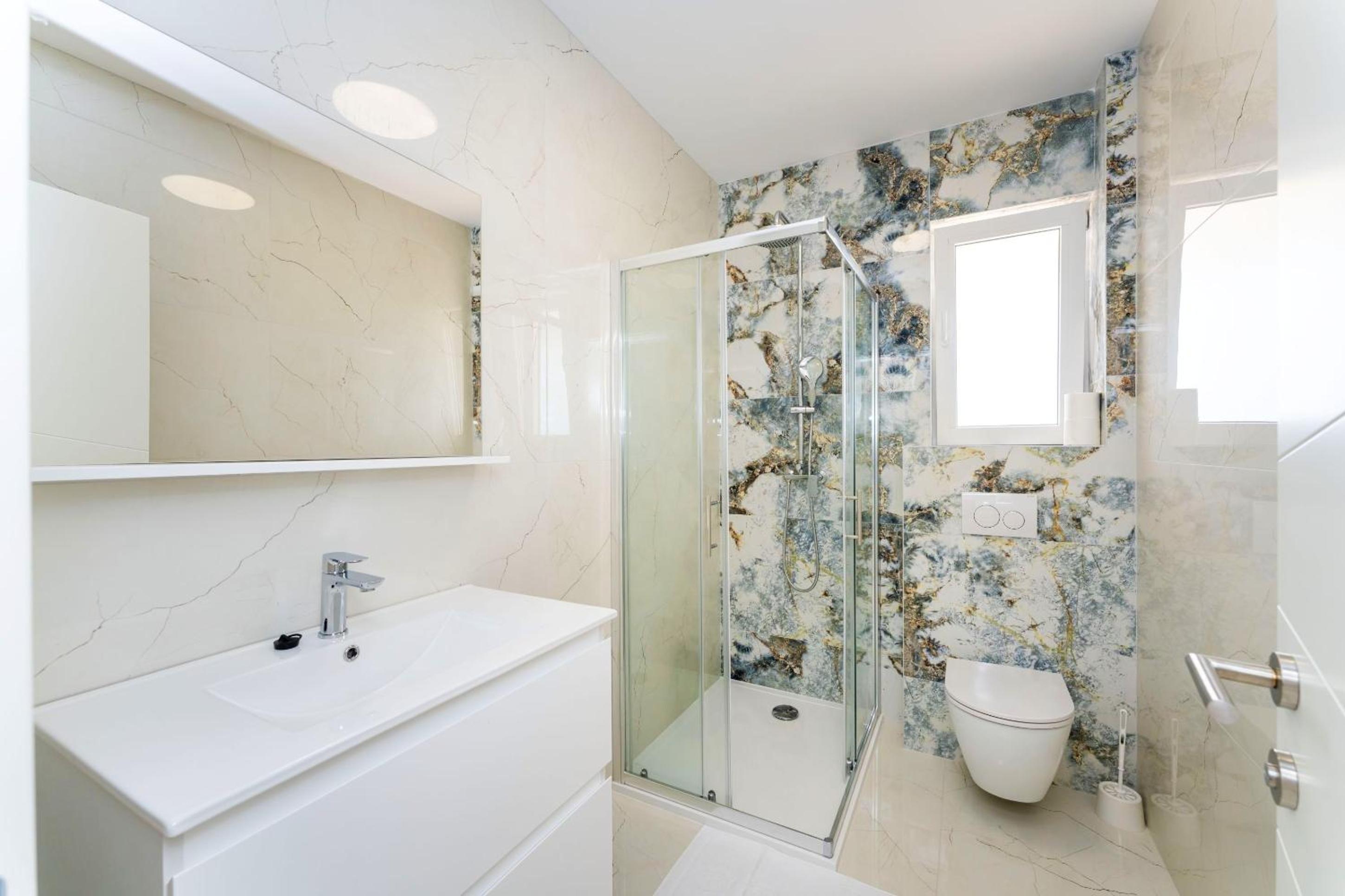 Photo 50